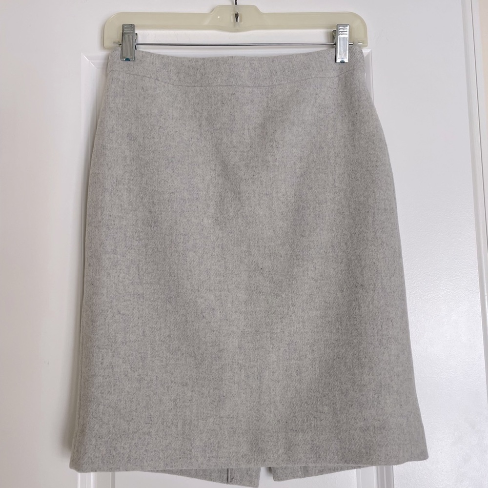 J Crew light grey wool skirt sz 00 NWT